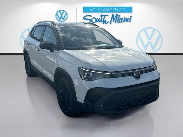 2026 Volkswagen Taos SE Black