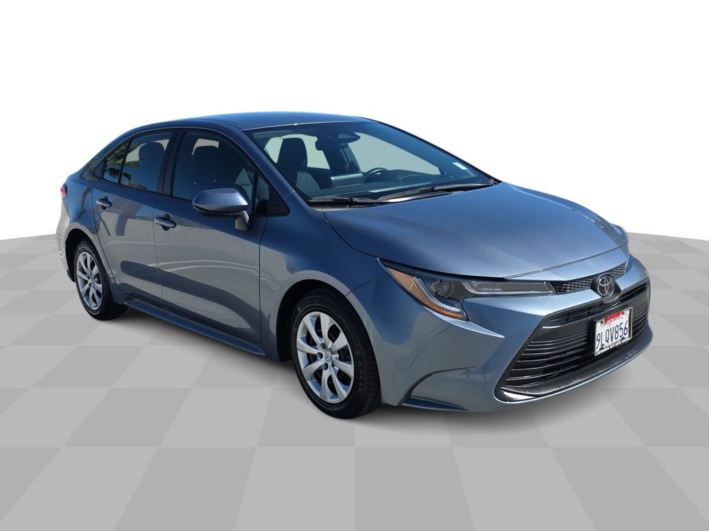 2024 Toyota Corolla LE photo 2