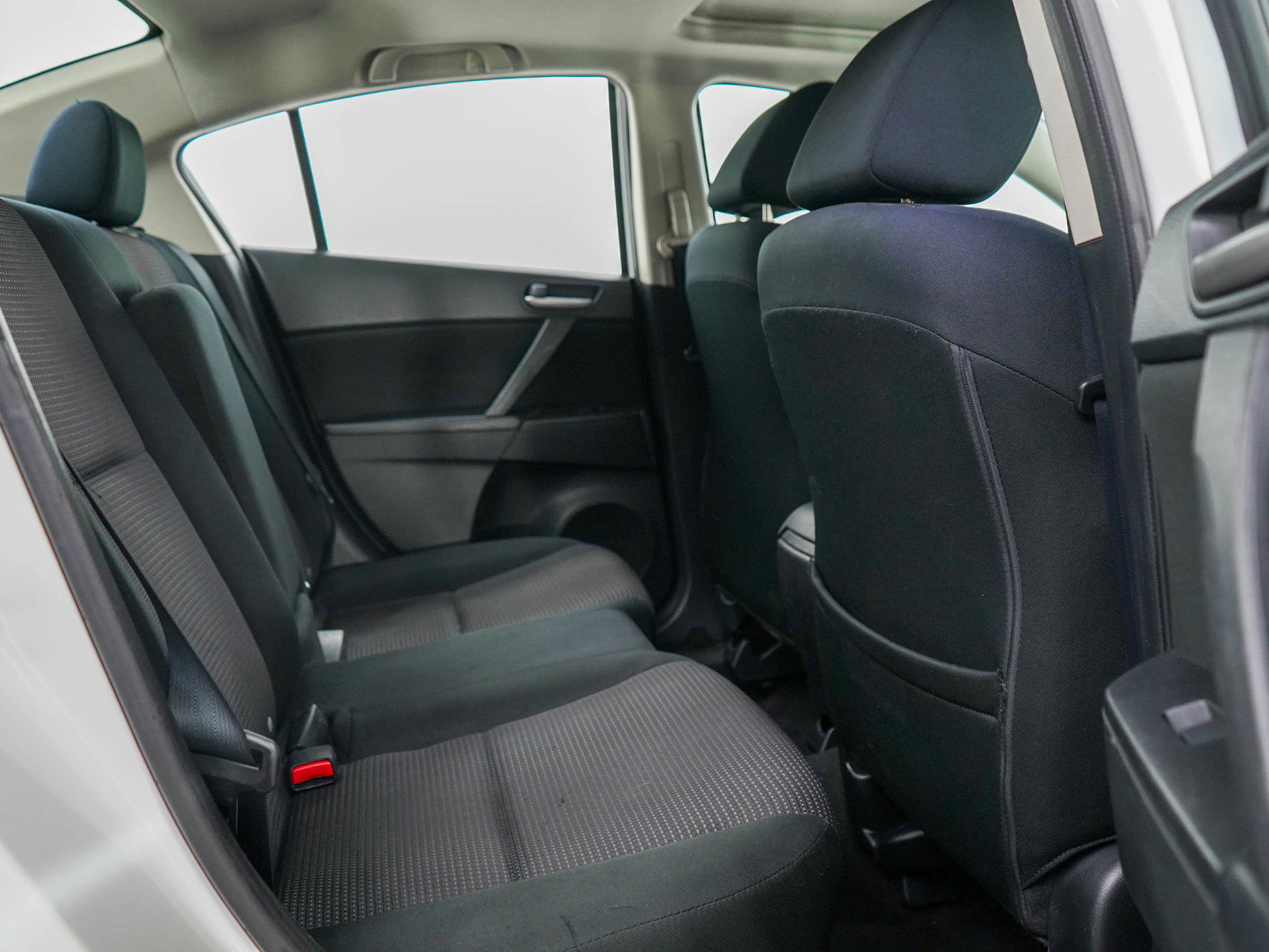 2013 Mazda Mazda3 Touring photo 11