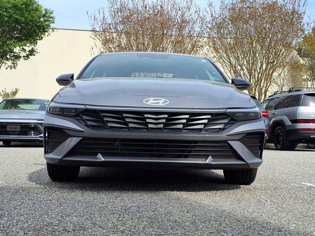 2025 Hyundai Elantra Hybrid SEL Sport photo 3