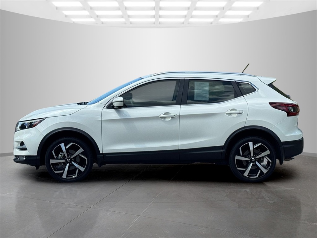 2022 Nissan Rogue Sport SL photo 3