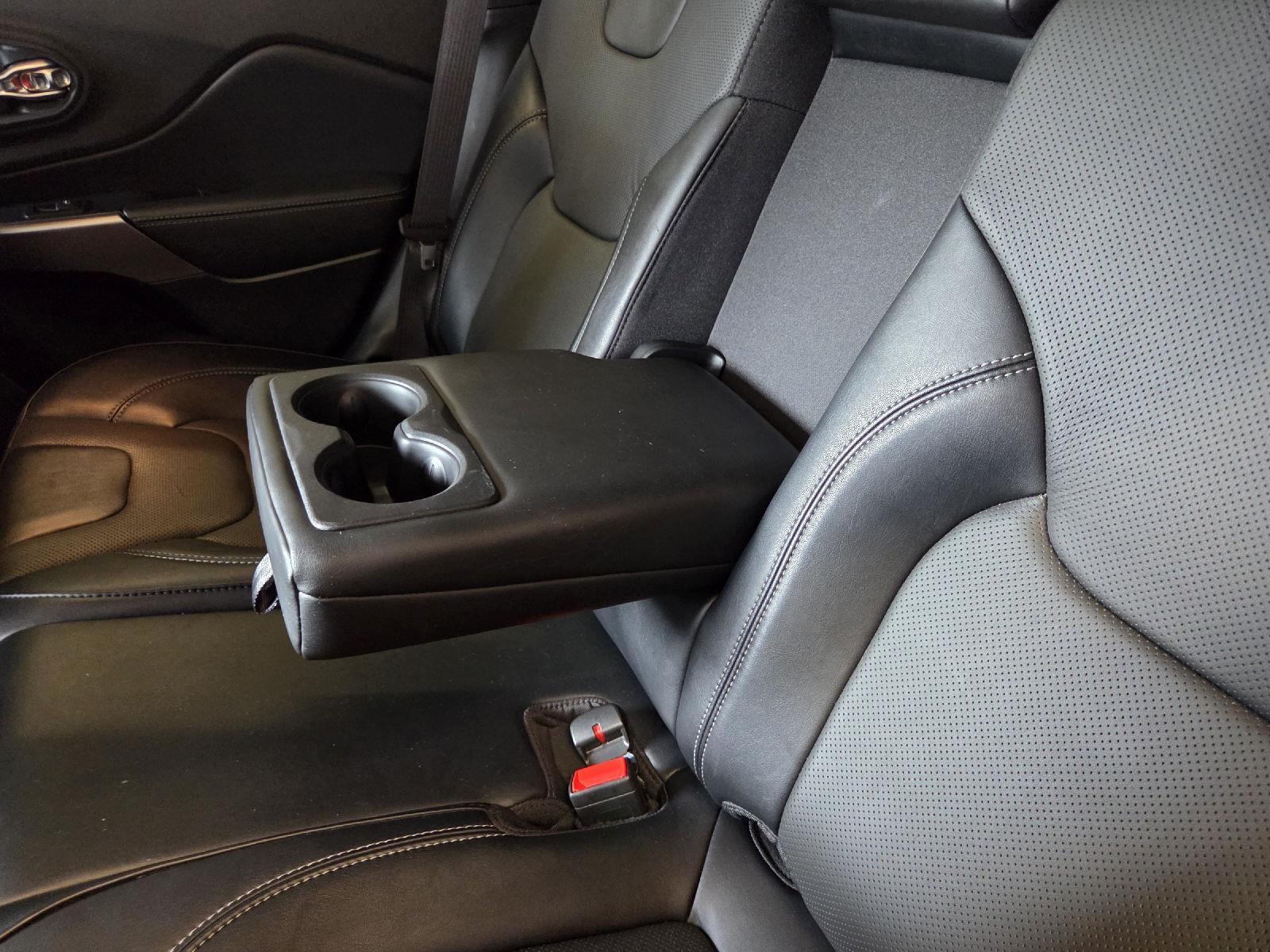 2022 Jeep Cherokee Limited photo 21