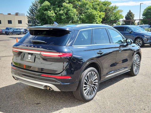 2021 Lincoln Corsair Reserve photo 4