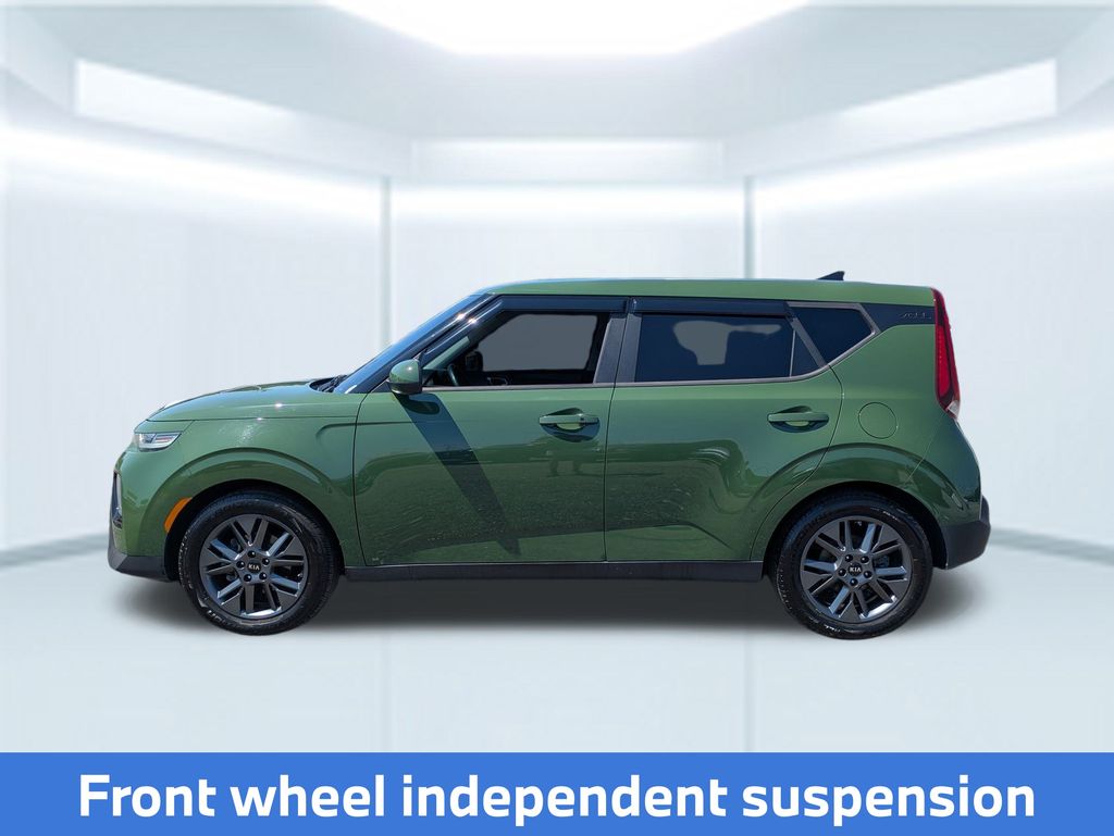 2020 Kia Soul EX photo 2