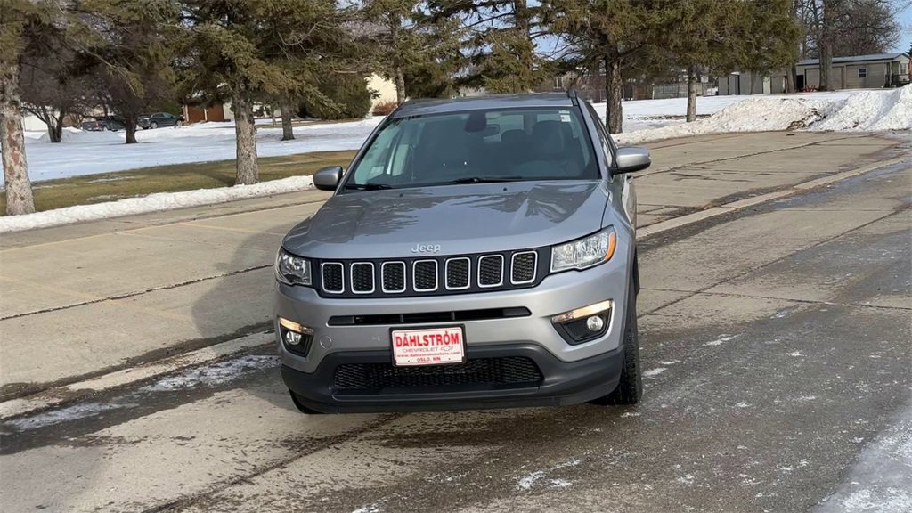 Used 2018 Jeep Compass Latitude with VIN 3C4NJDBB9JT139332 for sale in Oslo, Minnesota
