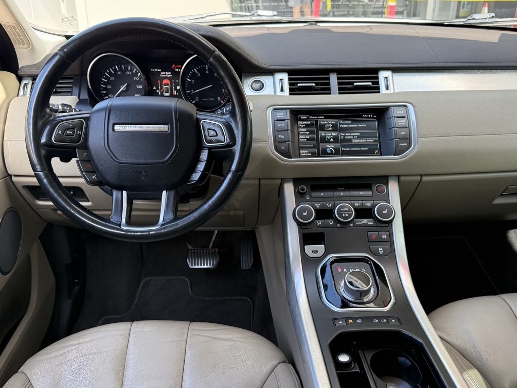 2015 Land Rover Range Rover Evoque Pure photo 27