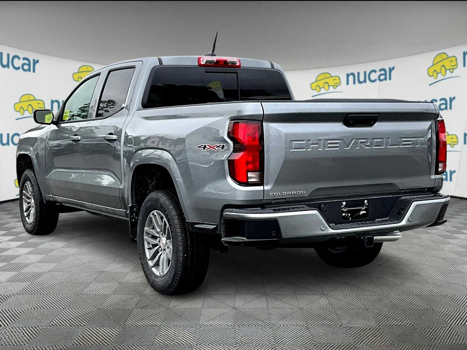 2025 Chevrolet Colorado Work Truck LT photo 4