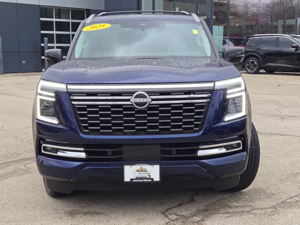 2025 Nissan Armada Platinum Reserve photo 4
