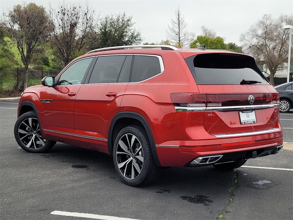 2025 Volkswagen Atlas SEL Premium R-Line photo 2