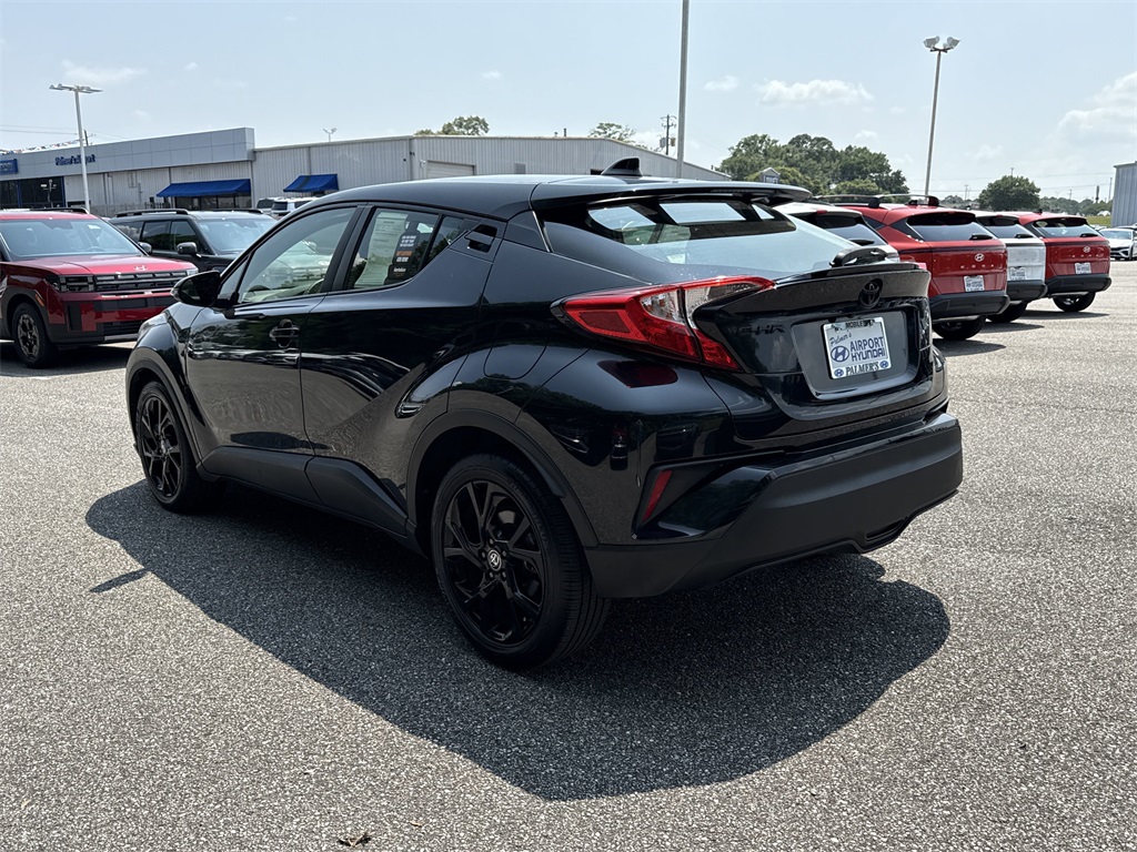 2021 Toyota C-HR Nightshade Edition photo 5