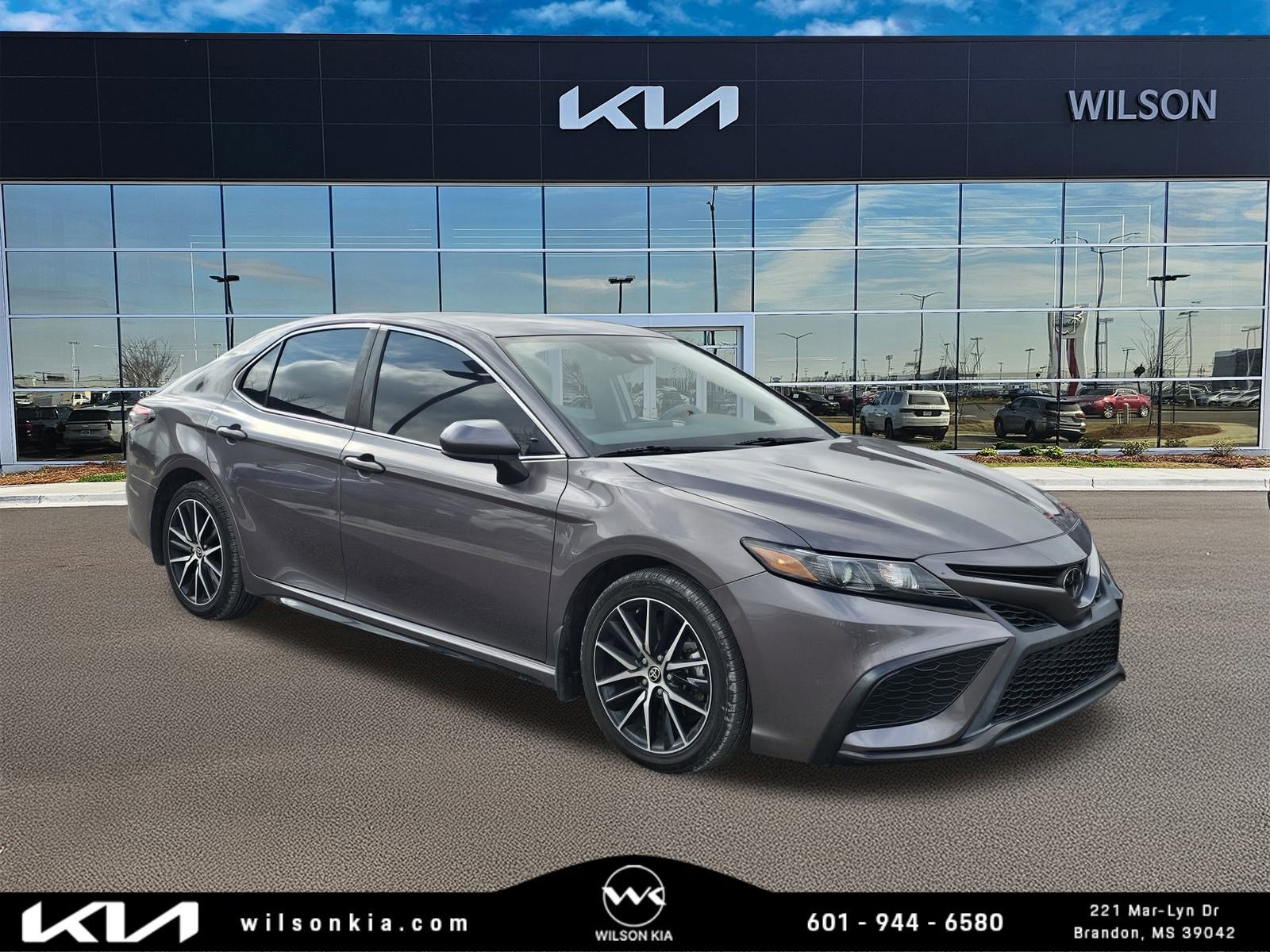 2021 Toyota Camry SE