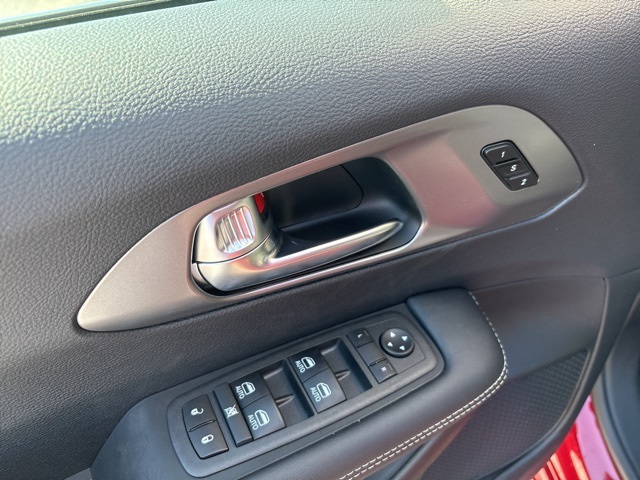 2025 Chrysler Pacifica photo 21