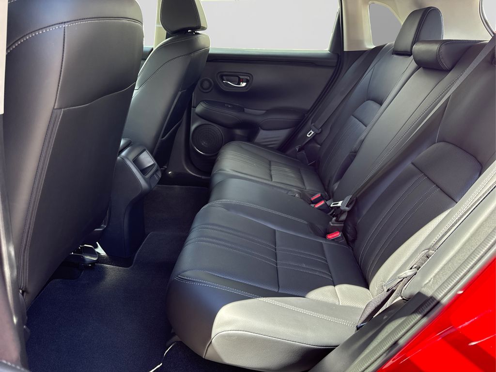 2024 Honda HR-V EX-L photo 10