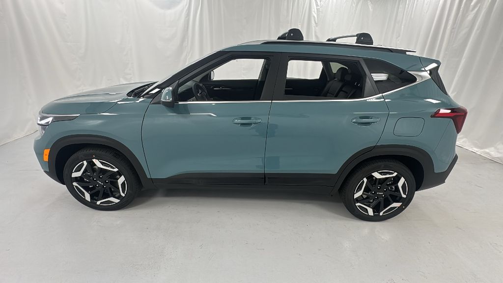2026 Kia Seltos SX photo 6