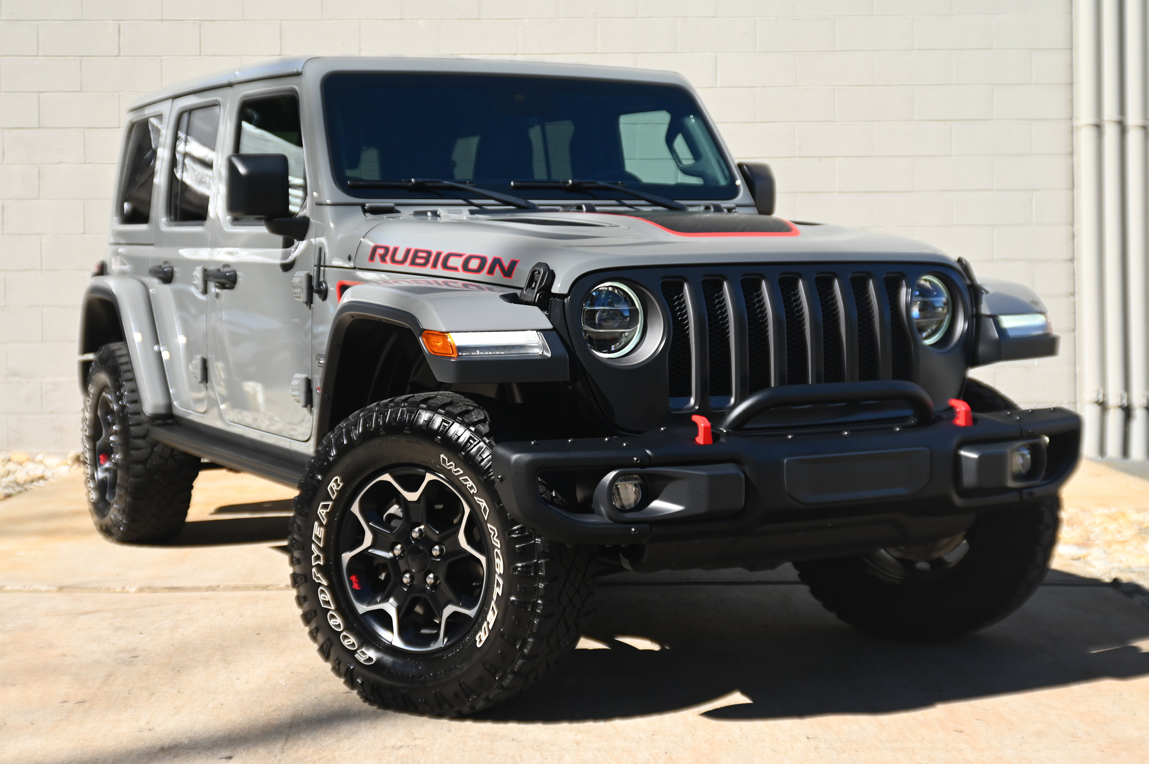 2020 Jeep Wrangler Unlimited Recon photo 3