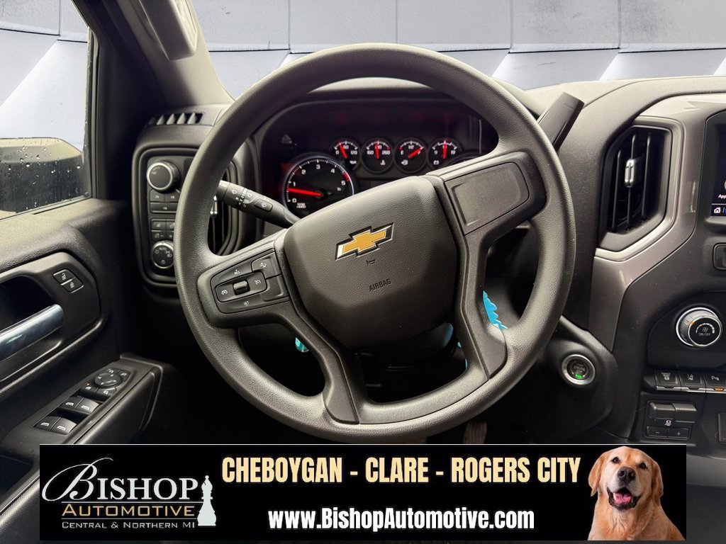 2024 Chevrolet Silverado 2500HD Custom photo 14