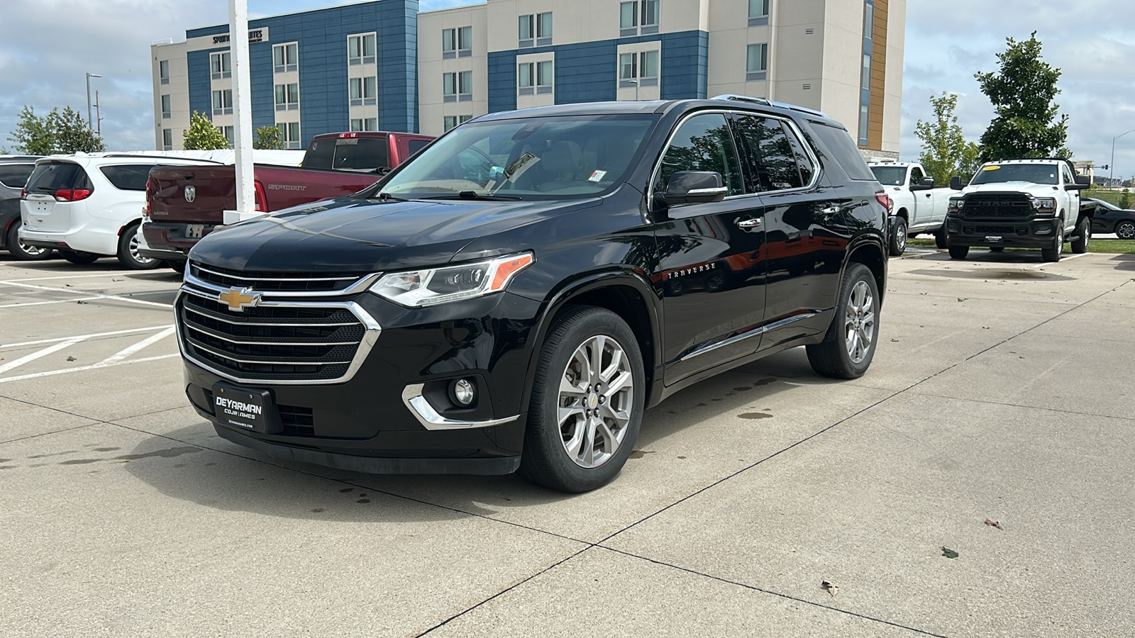 2019 Chevrolet Traverse Premier photo 3