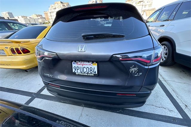 2025 Honda HR-V LX photo 4