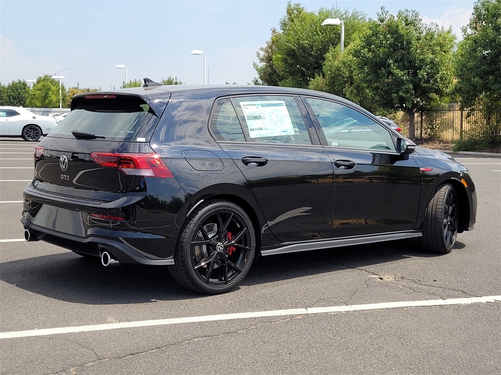 2024 Volkswagen Golf GTI 380 SE photo 2