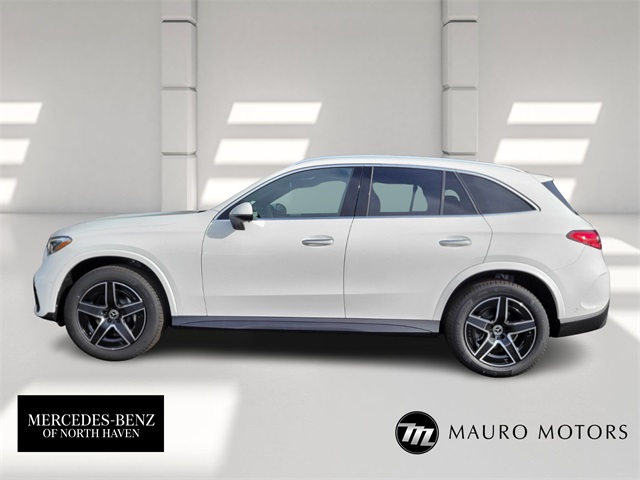 2026 Mercedes Benz GLC 300 4MATIC photo 5