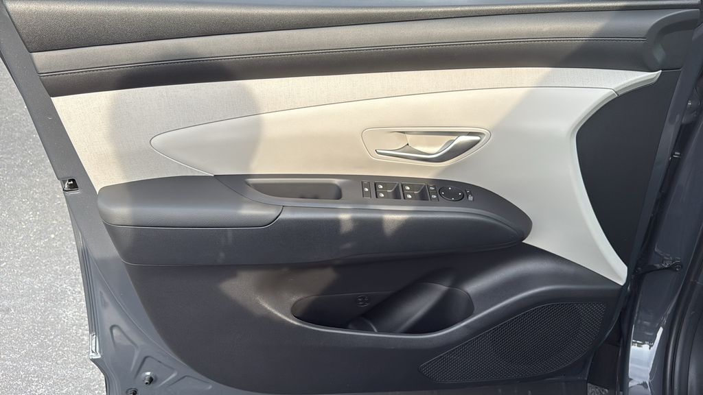 2025 Hyundai Tucson SEL Convenience photo 7