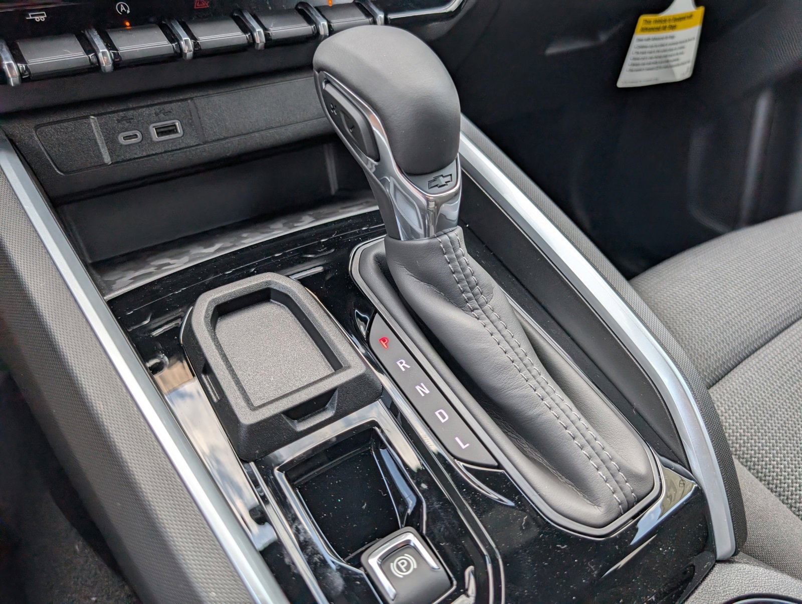 2026 Chevrolet Colorado LT photo 12