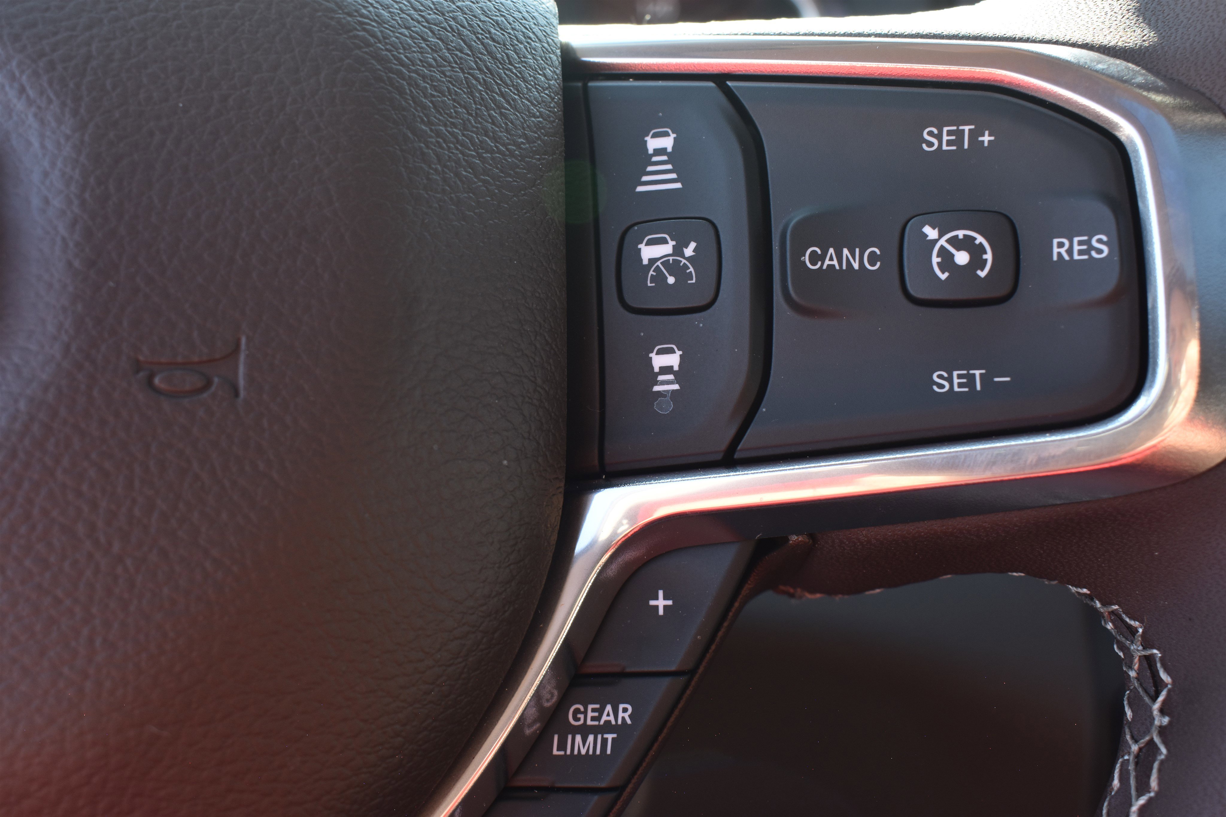 2026 Ram 1500 Laramie photo 14