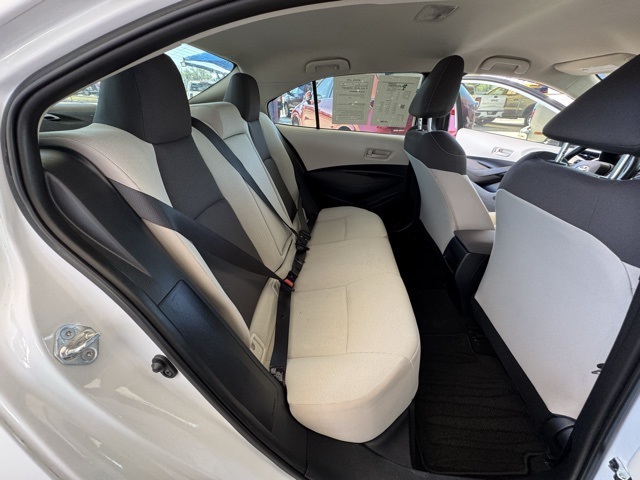 2022 Toyota Corolla LE photo 21