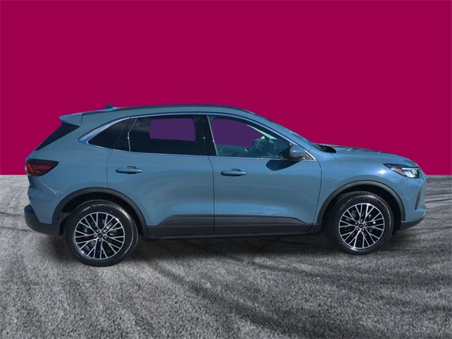 2026 Ford Escape Plug-In Hybrid photo 3