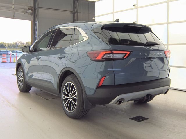 2023 Ford Escape Plug-In Hybrid photo 5
