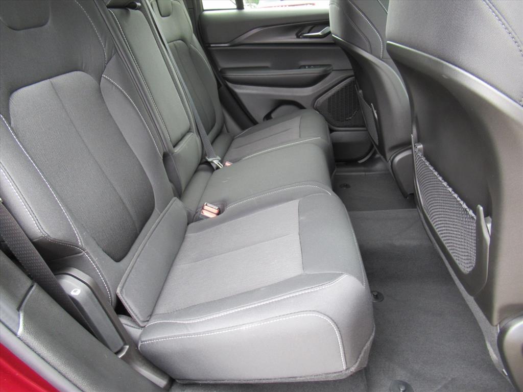 2025 Jeep Grand Cherokee Laredo X photo 25