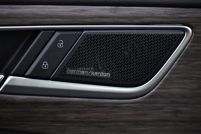 2024 Volkswagen Atlas SEL Premium R-Line photo 13