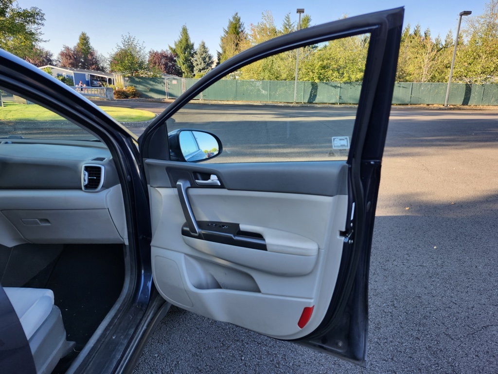 2017 Kia Sportage LX photo 27