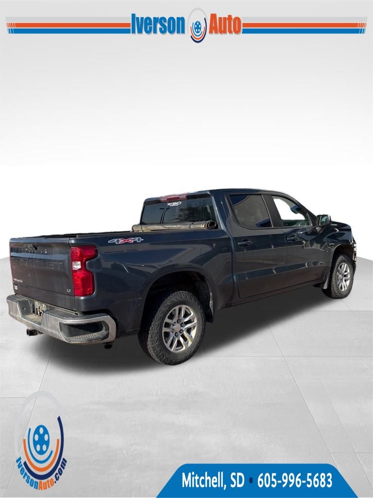 2022 Chevrolet Silverado 1500 LT photo 4