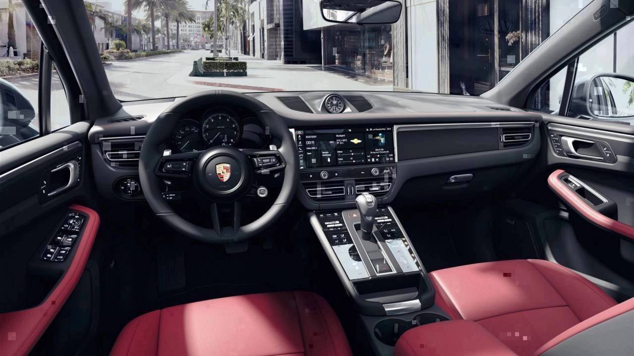 2025 Porsche Macan T photo 5
