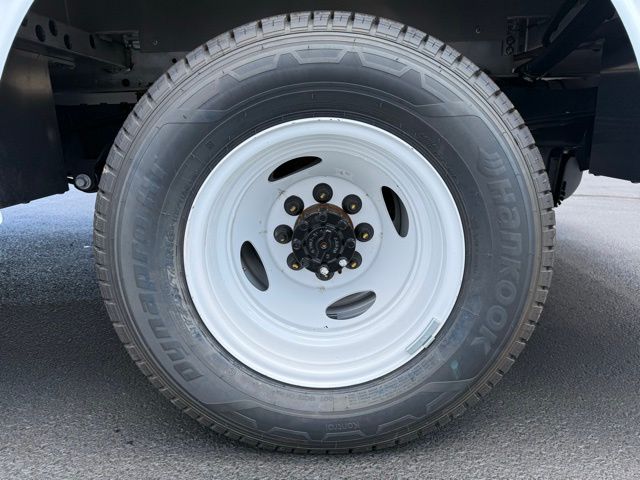 2026 Ford E-350 Base photo 6