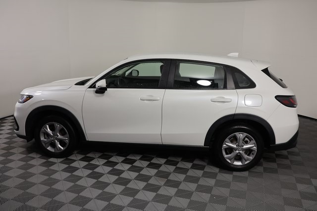 2023 Honda HR-V LX photo 3