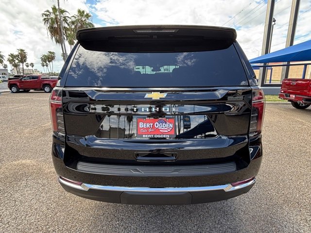 2025 Chevrolet Tahoe LS photo 5