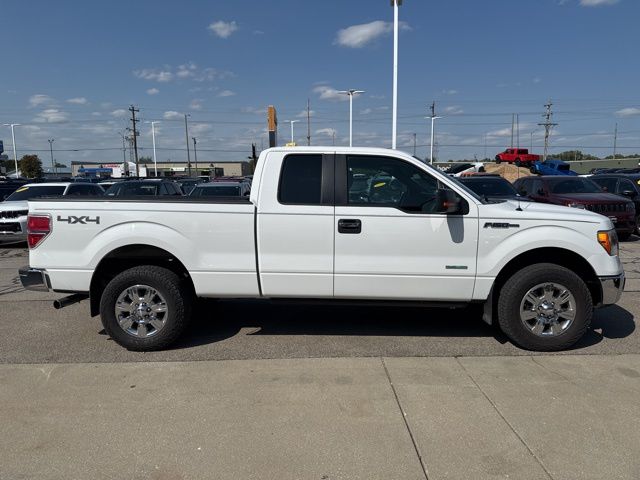 2011 Ford F-150 XLT photo 3