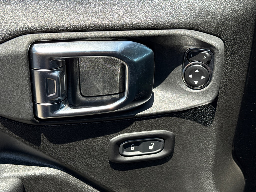2025 Jeep Gladiator Rubicon photo 24