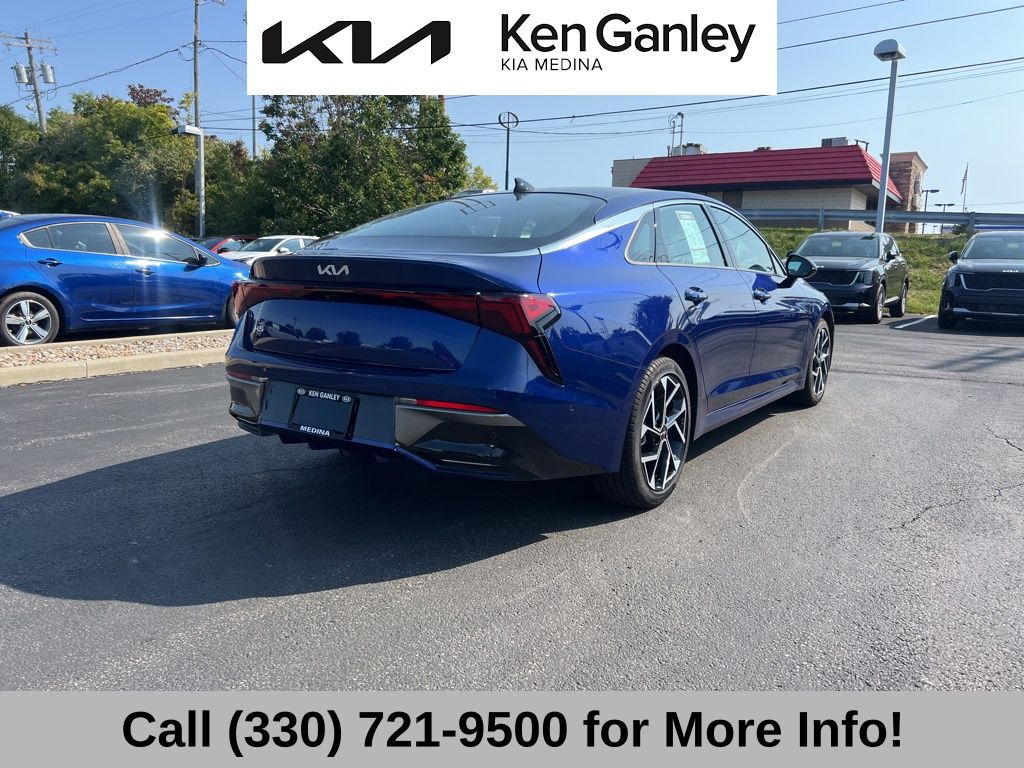 2025 Kia K5 EX photo 9