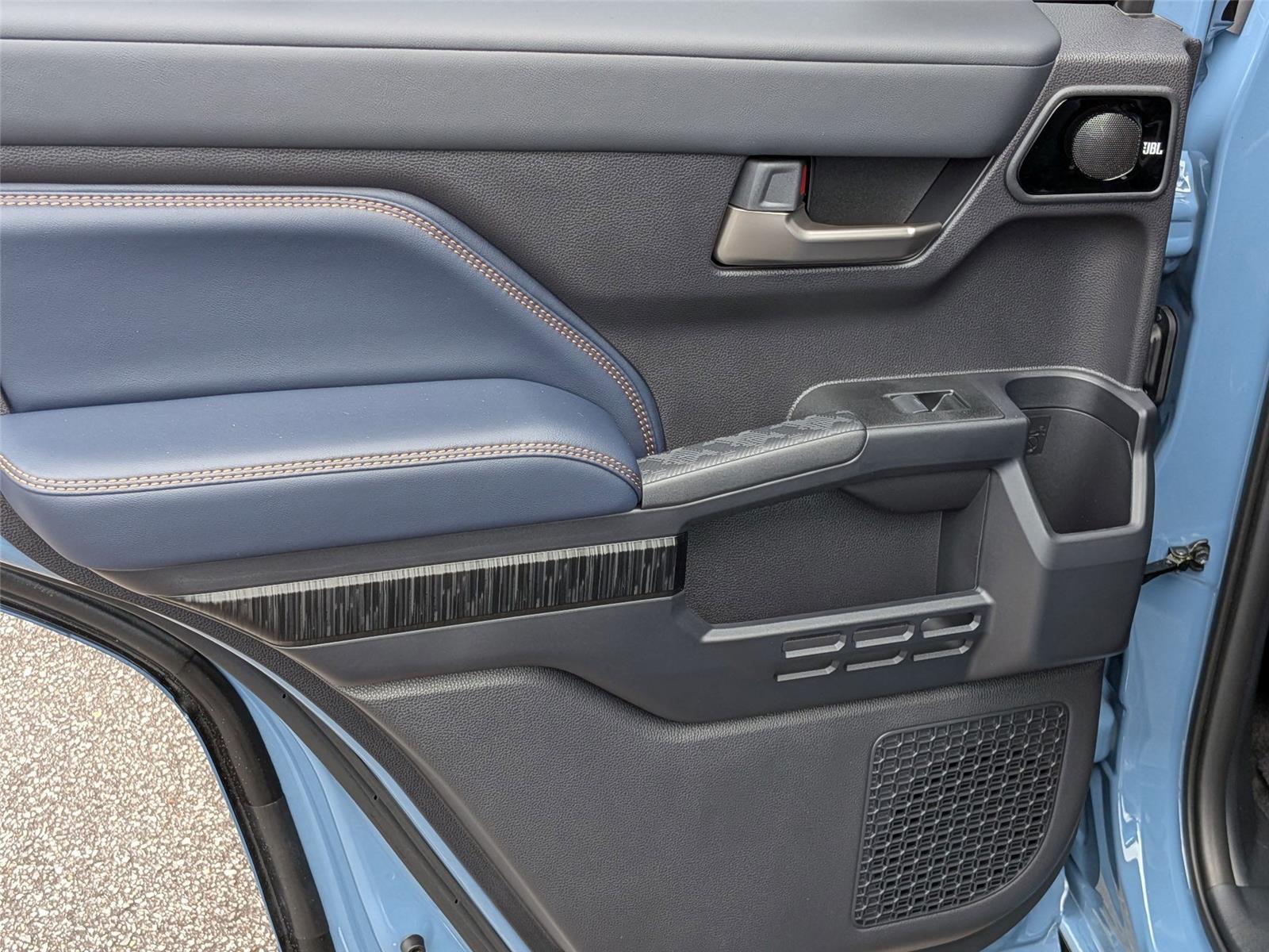 2025 Toyota 4Runner photo 25