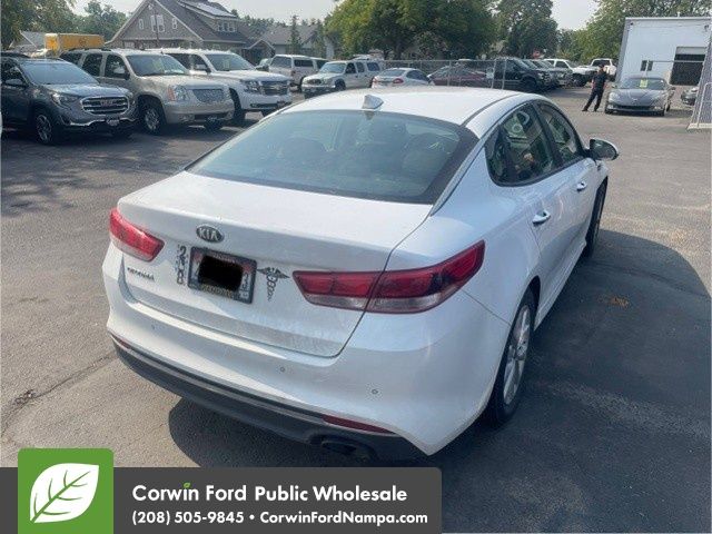 2018 Kia Optima LX photo 4