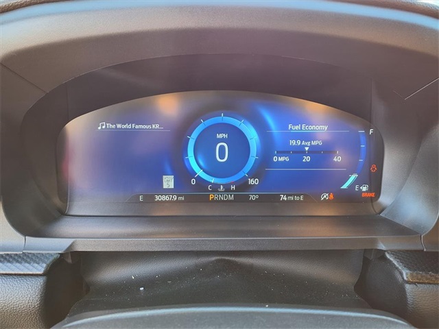 2022 Ford Explorer ST photo 3