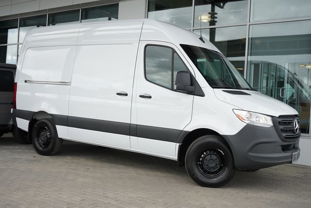2025 Mercedes-Benz Sprinter Cargo Van Base's photo