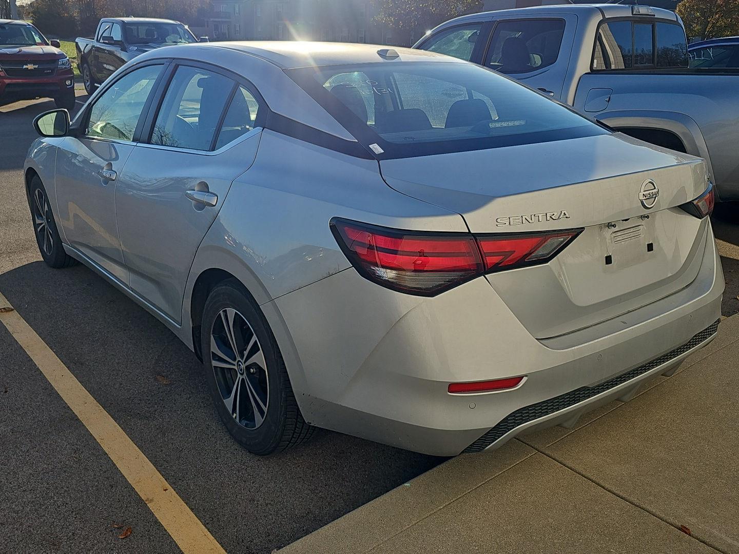 2023 Nissan Sentra SV photo 4