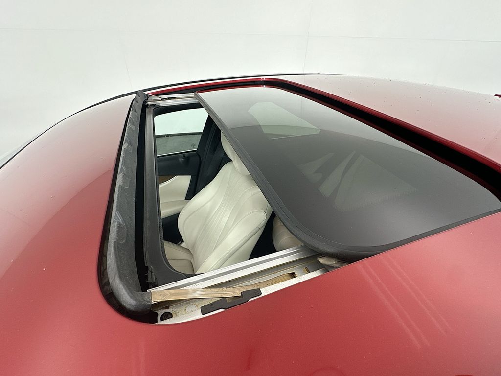 2018 Mercedes Benz E 300 photo 19