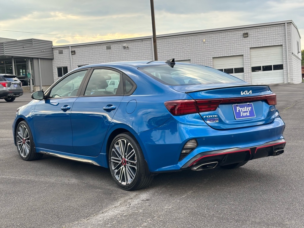 2022 Kia Forte GT photo 3