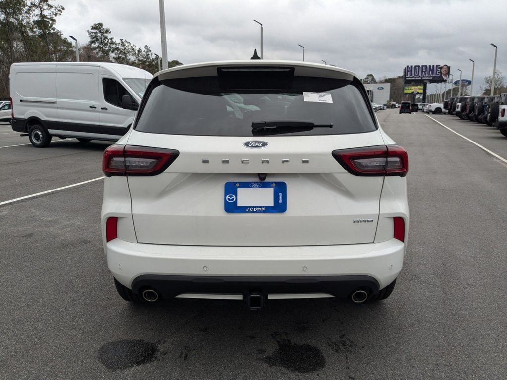 2025 Ford Escape Hybrid ST-Line Elite photo 5