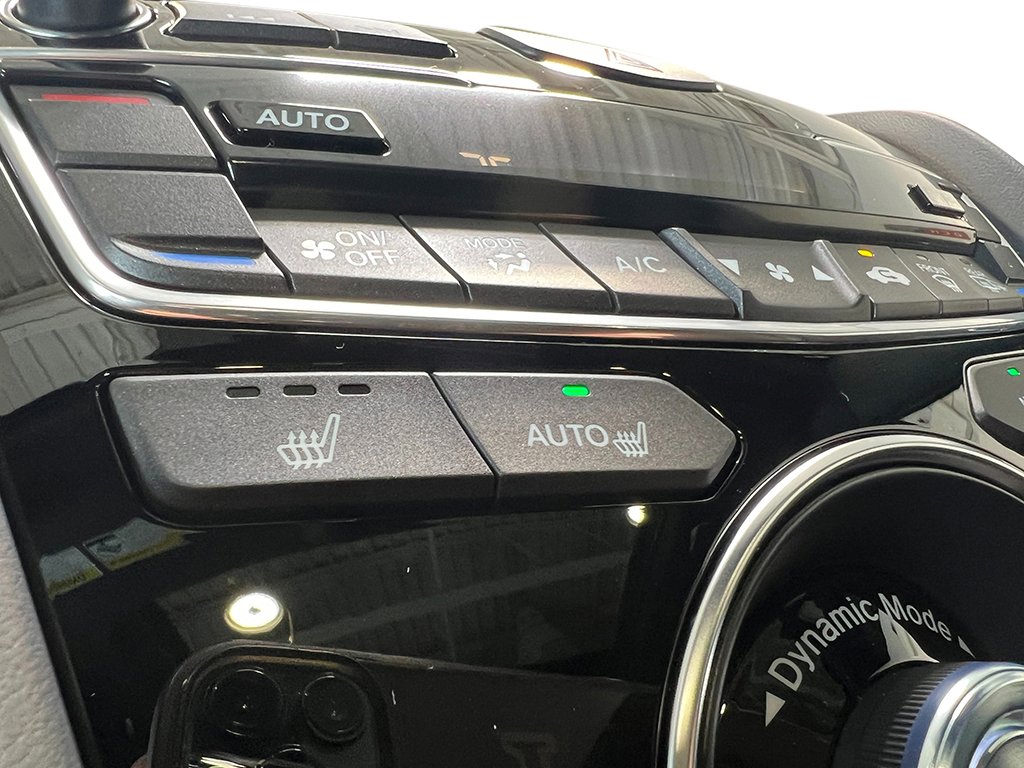 2025 Acura RDX photo 18